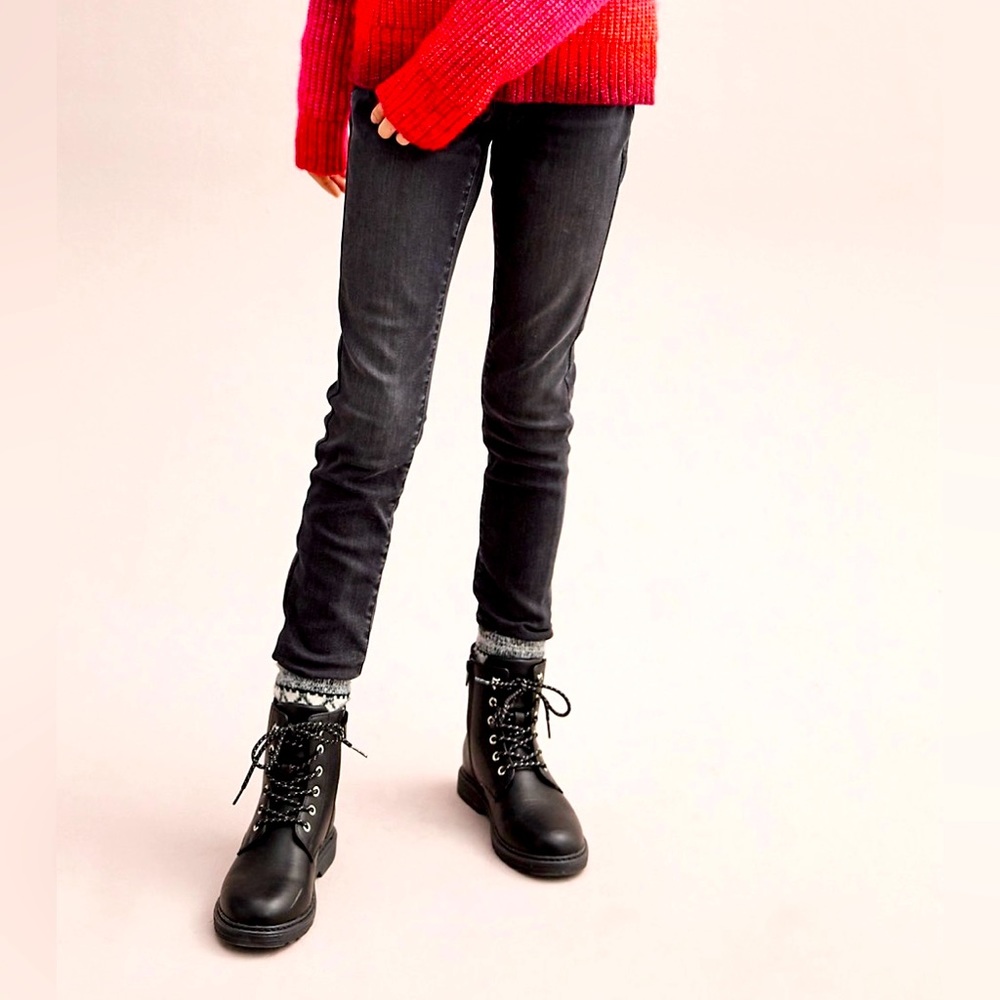 NWT Girl’s SO Pull-On Jeggings. Size: 14 Color: Washed Black